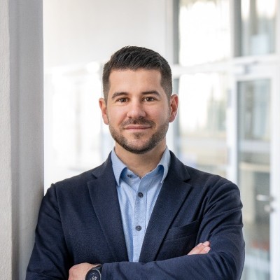 Prof. Dr. David Finken