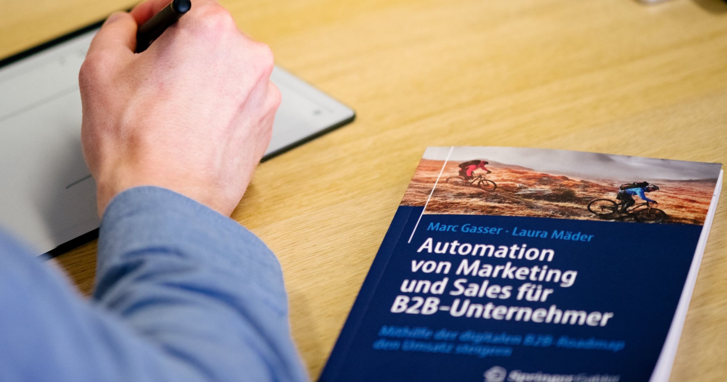Notizen und Fachbuch